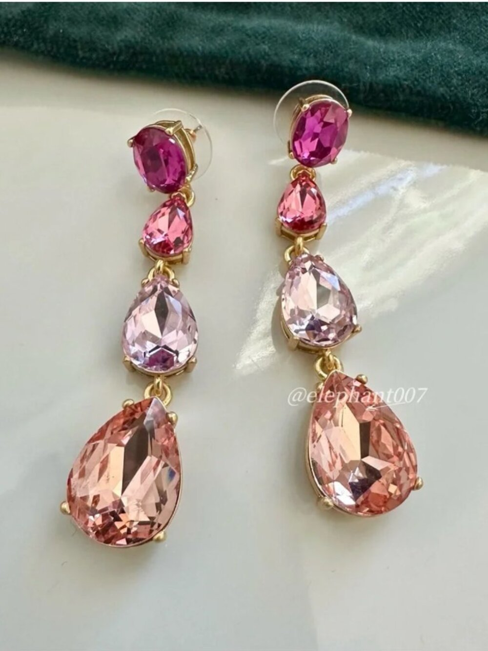 Oscar de la Renta Pink Crystal Drop Earrings Gold Statement Teardrop Earrings - Picture 2 of 3